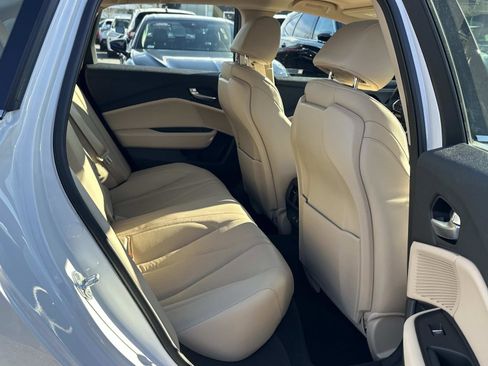 Certified 2025 Acura TLX w/ Technology Package image 15