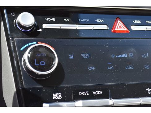 New 2025 Hyundai Santa Fe SEL image 26