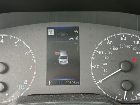 Used 2025 Toyota Corolla LE FWD image 8