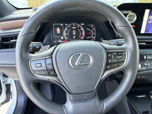 Used 2025 Lexus ES 350 w/ Premium Package image 21