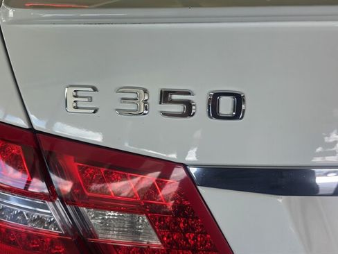 Used 2012 Mercedes-Benz E 350 4MATIC Sedan image 34