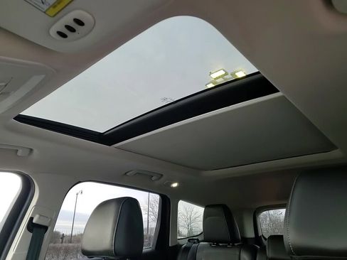 Used 2016 Ford Escape Titanium image 30