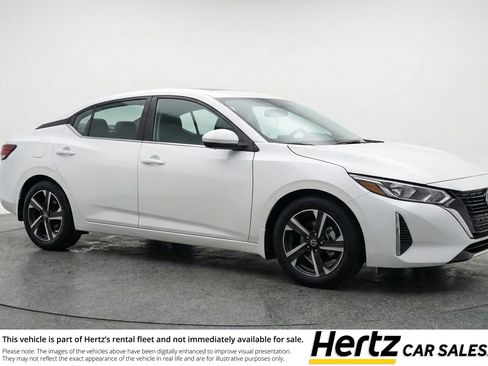Used 2025 Nissan Sentra SV image 1