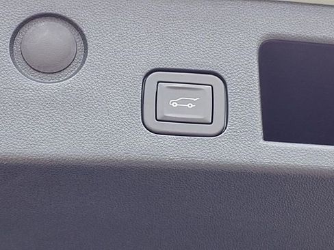 New 2026 Chevrolet Equinox LT w/ Convenience Package II image 21