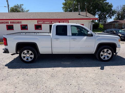 Used 2015 GMC Sierra 1500 SLE w/ Carbon-20 Edition AWD/4WD image 2