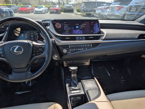 Used 2021 Lexus ES 350 w/ Premium Package image 17