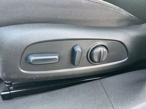 Used 2024 Chevrolet Malibu LT image 29