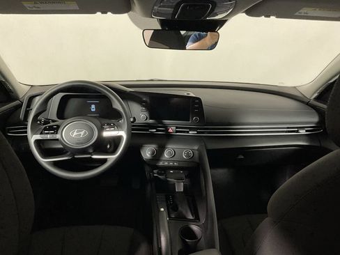 New 2026 Hyundai Elantra SE FWD image 21