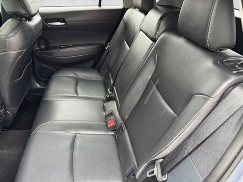 Used 2023 Toyota Corolla Cross XLE w/ Convenience Package AWD/4WD image 18