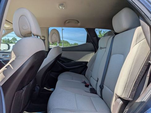 Used 2018 Hyundai Santa Fe Sport FWD image 33