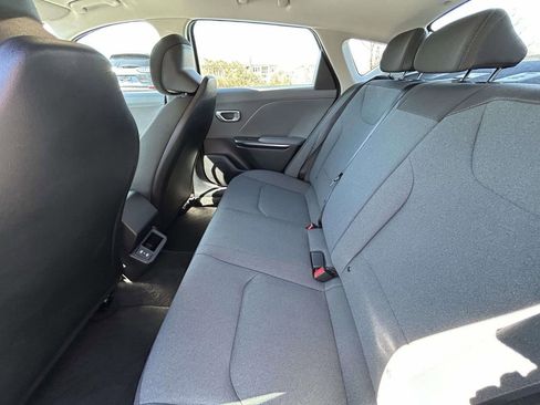 Certified 2025 Kia K4 LXS image 23
