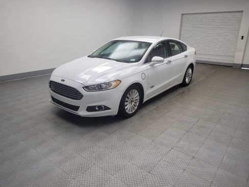 Used 2016 Ford Fusion Energi SE FWD image 2