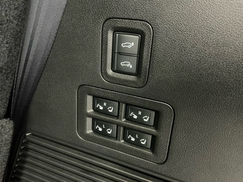 Used 2025 INFINITI QX80 Autograph image 33