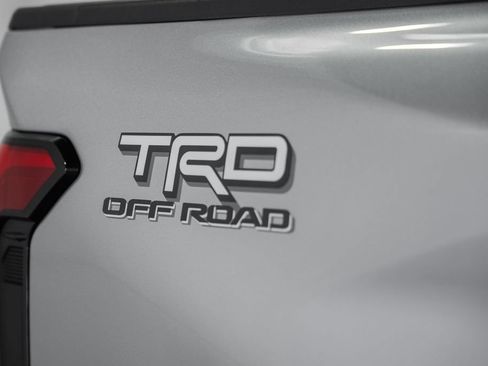 New 2026 Toyota Tacoma TRD Off-Road AWD/4WD image 18