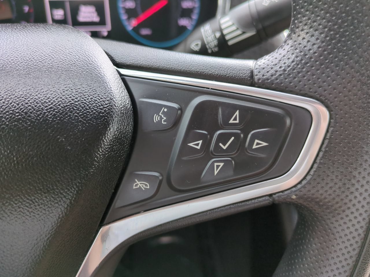 Used 2019 Chevrolet Malibu LT w/ Driver Confidence Package II FWD image 24