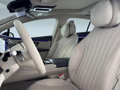 Certified 2023 Mercedes-Benz EQS 580 4MATIC Sedan image 12