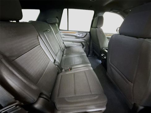 Used 2024 GMC Yukon SLE AWD/4WD image 20