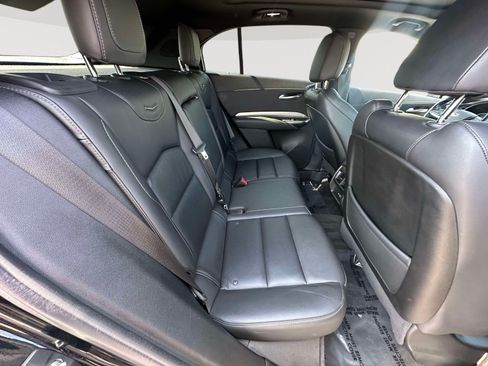 Used 2023 Cadillac XT4 Premium Luxury w/ Technology Package AWD/4WD image 31