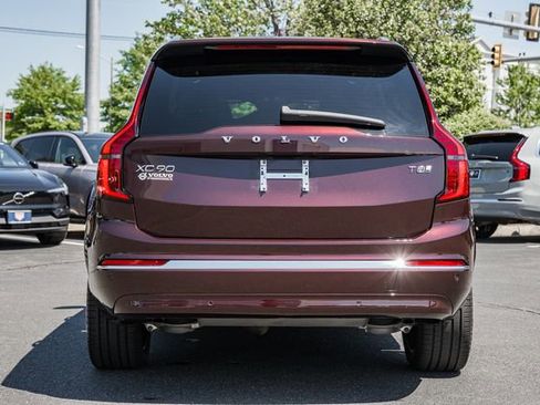Used 2025 Volvo XC90 T8 Ultra AWD/4WD image 6