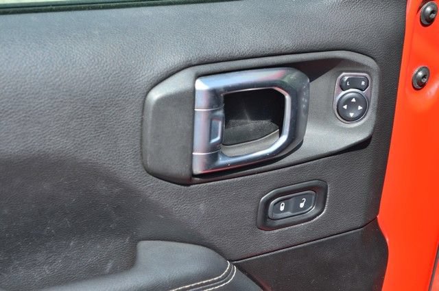 Used 2021 Jeep Wrangler Unlimited Sahara AWD/4WD image 16