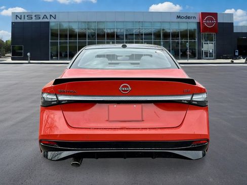 New 2026 Nissan Sentra SR w/ SR Premium Package FWD image 4