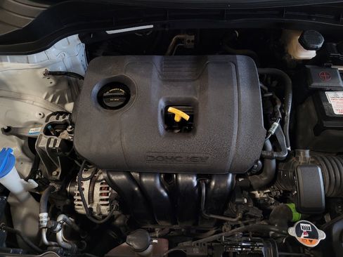 Used 2021 Kia Soul LX FWD image 30