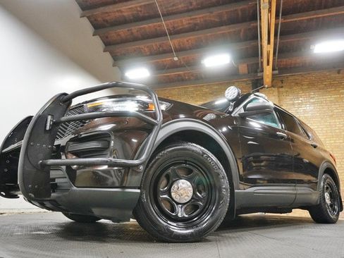 Used 2021 Ford Explorer 4WD Police Interceptor image 3