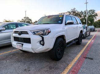 Used 2023 Toyota 4Runner SR5 Premium w/ Moonroof Package AWD/4WD video 1