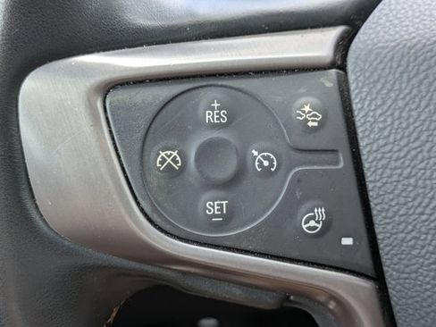 Used 2023 GMC Terrain AT4 image 25