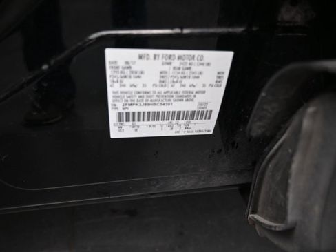 Certified 2017 Ford Edge SEL w/ Equipment Group 201A image 20