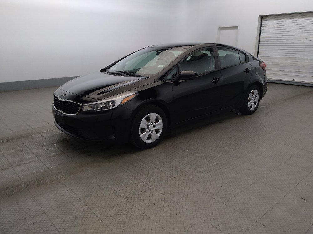 Used 2018 Kia Forte LX w/ Sports Package FWD image 2