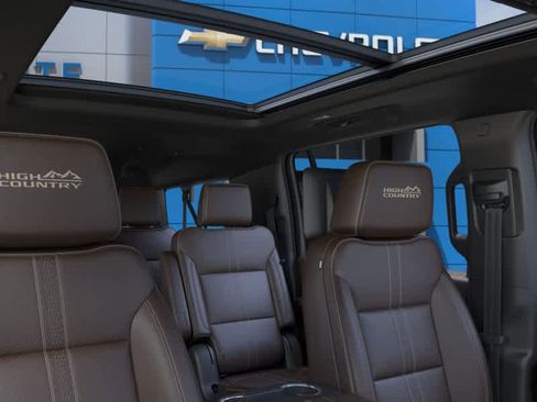 New 2026 Chevrolet Suburban High Country AWD/4WD image 24