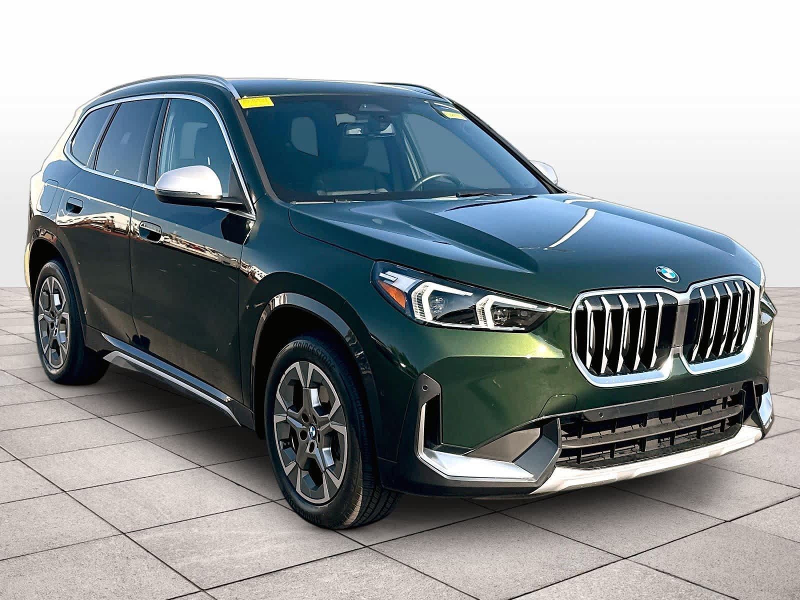 Used 2024 BMW X1 xDrive28i w/ Convenience Package AWD/4WD image 3