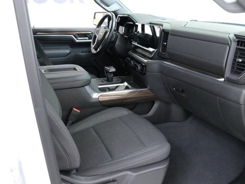 Used 2022 Chevrolet Silverado 1500 LT w/ All Star Edition Plus image 30