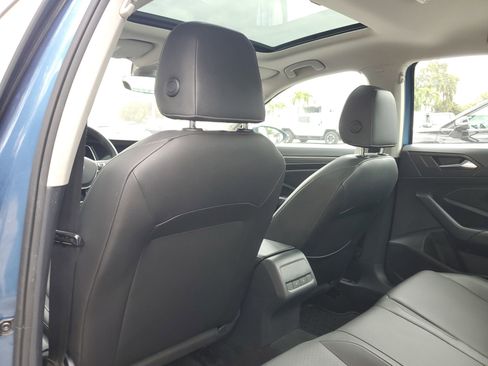 Used 2020 Volkswagen Jetta SEL image 9
