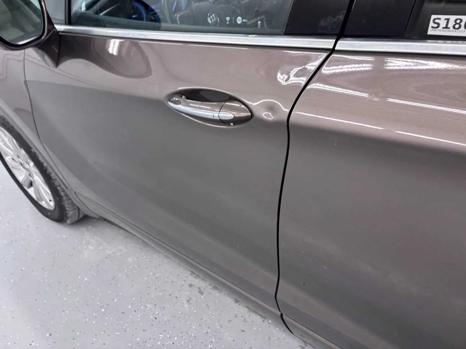Used 2019 Buick Envision Essence AWD/4WD image 20