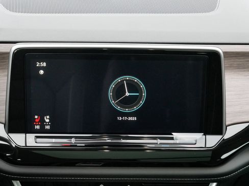 New 2026 Volkswagen Atlas SEL image 10