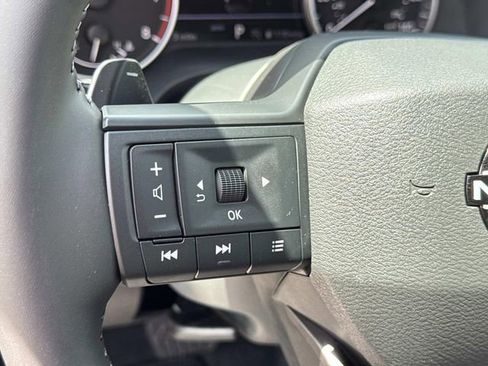 New 2026 Nissan Rogue SV AWD/4WD image 28