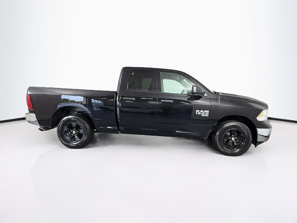 Used 2024 RAM 1500 Classic SLT AWD/4WD image 11