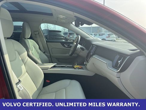 Certified 2023 Volvo S60 B5 Plus image 8