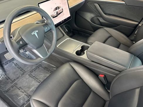 Used 2023 Tesla Model 3 Standard Range RWD image 11
