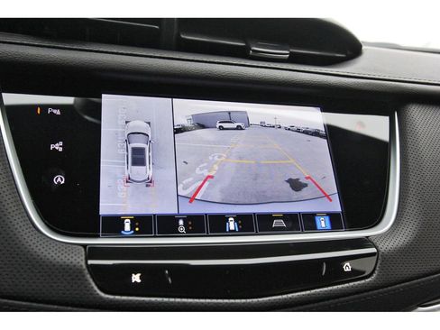 New 2026 Cadillac XT5 Premium Luxury image 17