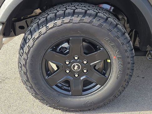 New 2025 Ford Bronco Big Bend w/ Black Diamond Package image 7