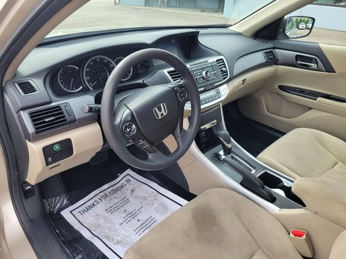 Used 2013 Honda Accord LX image 17