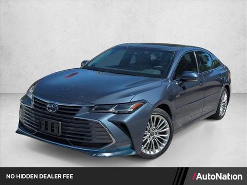 Used 2019 Toyota Avalon Limited w/ All Weather Liner Package FWD image 1