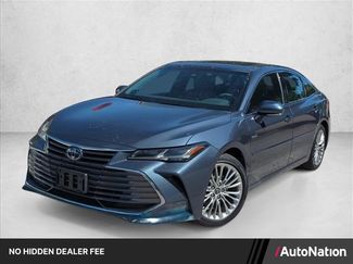 Used 2019 Toyota Avalon Limited w/ All Weather Liner Package FWD video 1