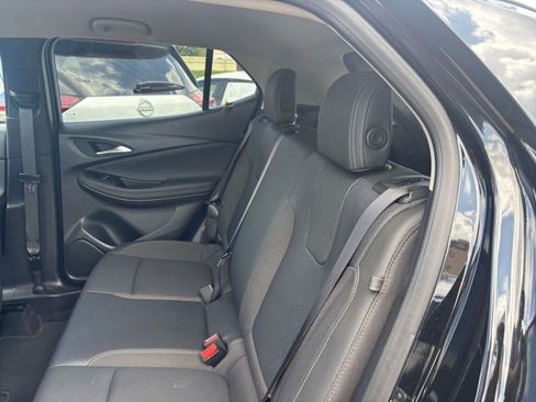 Used 2025 Buick Encore GX Preferred FWD image 38