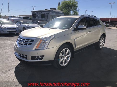 Used 2015 Cadillac SRX Performance w/ Driver Awareness Package FWD image 4