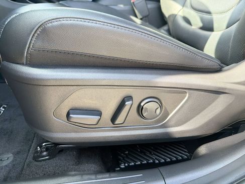 Used 2025 Hyundai Tucson Limited AWD/4WD image 14