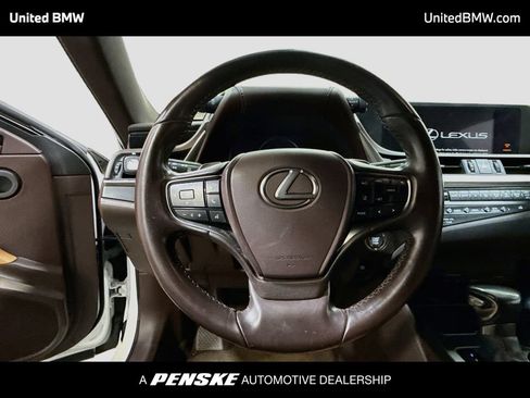 Used 2020 Lexus ES 350 w/ Accessory Package FWD image 13